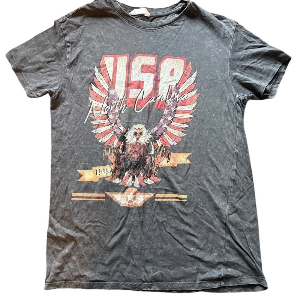 Gray & red vintage graphic USA North Carolina t-shirt #streetwear #Biker
XXS